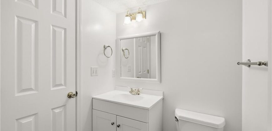 700 E 10th Street, Kearney, MO 64060