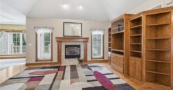 700 E 10th Street, Kearney, MO 64060