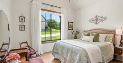 10200 River Hills Drive, Parkville, MO 64152