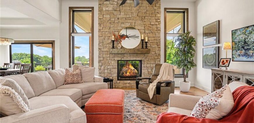 10200 River Hills Drive, Parkville, MO 64152
