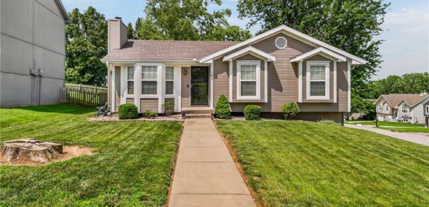 1867 Quail Ridge Drive, Liberty, MO 64068