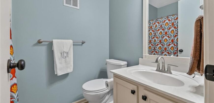 1867 Quail Ridge Drive, Liberty, MO 64068