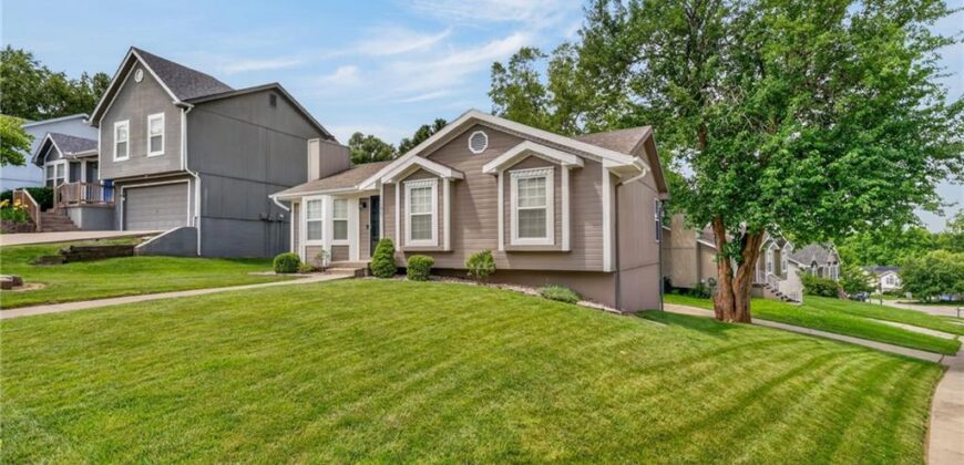 1867 Quail Ridge Drive, Liberty, MO 64068