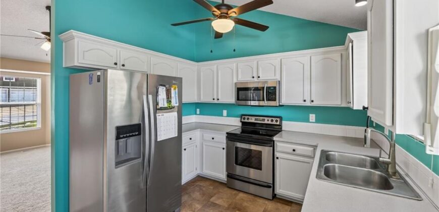 1867 Quail Ridge Drive, Liberty, MO 64068