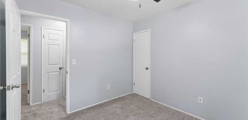 1216 NW 66 Terrace, Kansas City, MO 64118