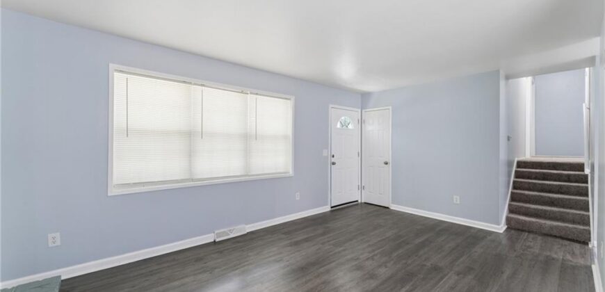 1216 NW 66 Terrace, Kansas City, MO 64118