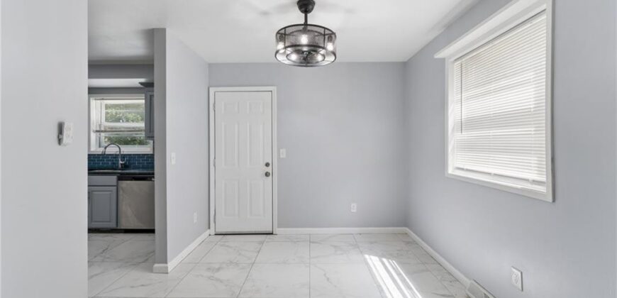 1216 NW 66 Terrace, Kansas City, MO 64118