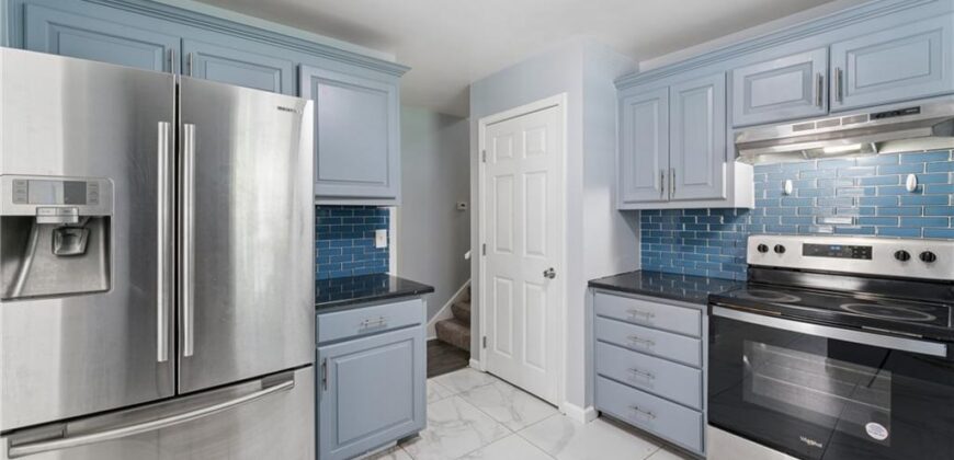 1216 NW 66th Terrace, Kansas City, MO 64118