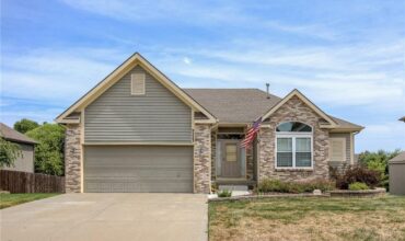 9223 N Jarboe Street, Kansas City, MO 64155