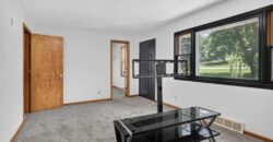 416 N US 169 Highway, Smithville, MO 64089