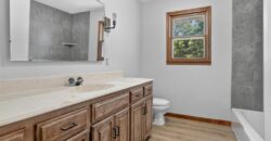 416 N US 169 Highway, Smithville, MO 64089