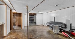 416 N US 169 Highway, Smithville, MO 64089
