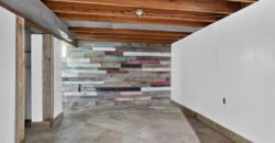 416 N US 169 Highway, Smithville, MO 64089