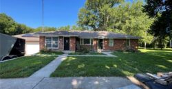 416 N US 169 Highway, Smithville, MO 64089
