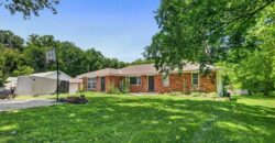 416 N US 169 Highway, Smithville, MO 64089
