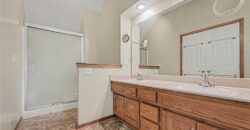 7805 N Rhode Avenue, Kansas City, MO 64152