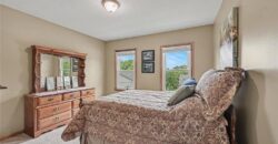 7805 N Rhode Avenue, Kansas City, MO 64152