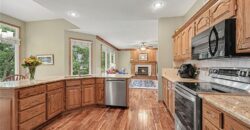 7805 N Rhode Avenue, Kansas City, MO 64152