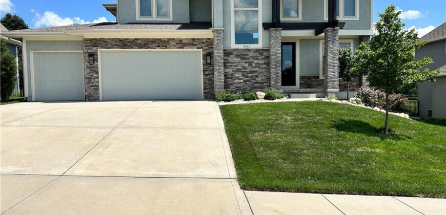 9543 N Kentucky Avenue, Kansas City, MO 64157