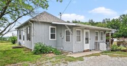 529 Liberty Street, Smithville, MO 64089