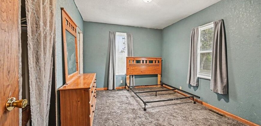 529 Liberty Street, Smithville, MO 64089