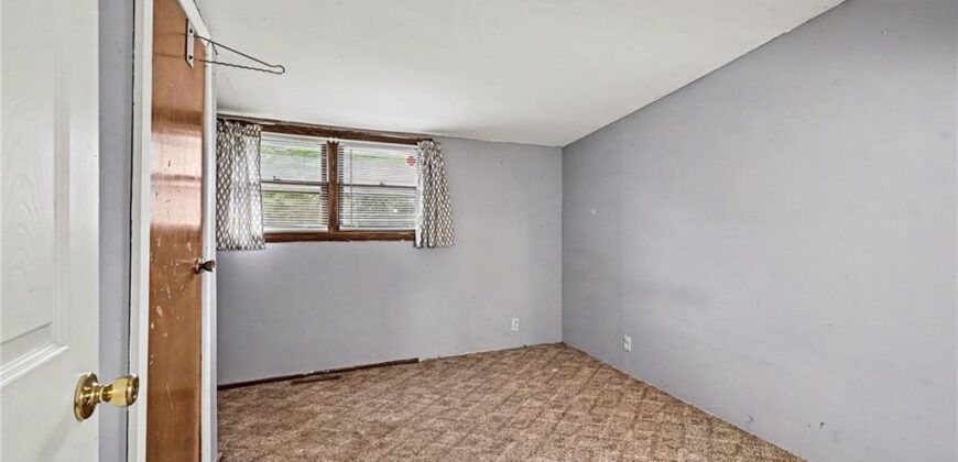 529 Liberty Street, Smithville, MO 64089