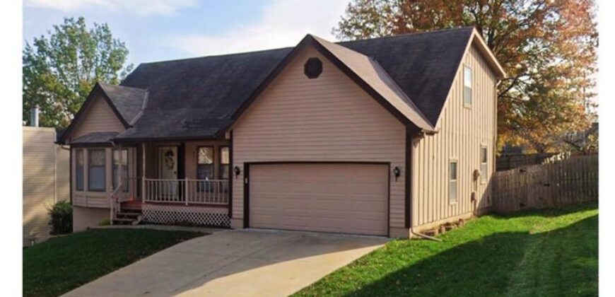 4201 NW 64th Place, Kansas City, MO 64151