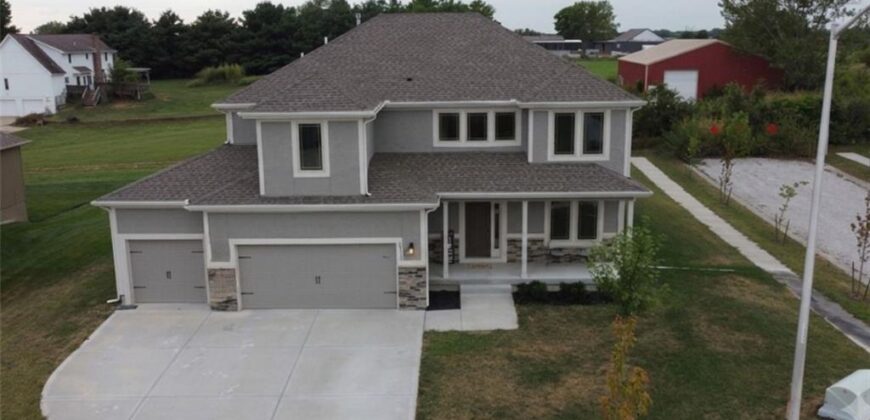 10838 N Bristol Avenue, Kansas City, MO 64156
