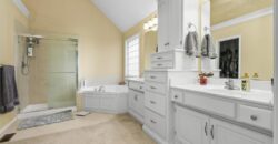 8812 N Cosby Avenue, Kansas City, MO 64154