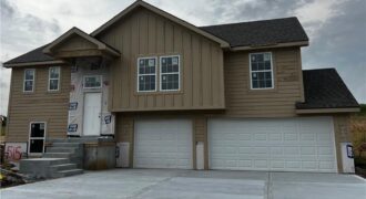 515 Skyview Lane, Liberty, MO 64068
