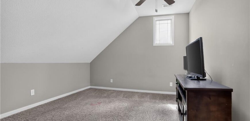 9220 N Dawn Avenue, Kansas City, MO 64154