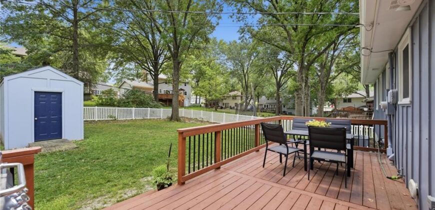 1605 NE 69th Terrace, Gladstone, MO 64118