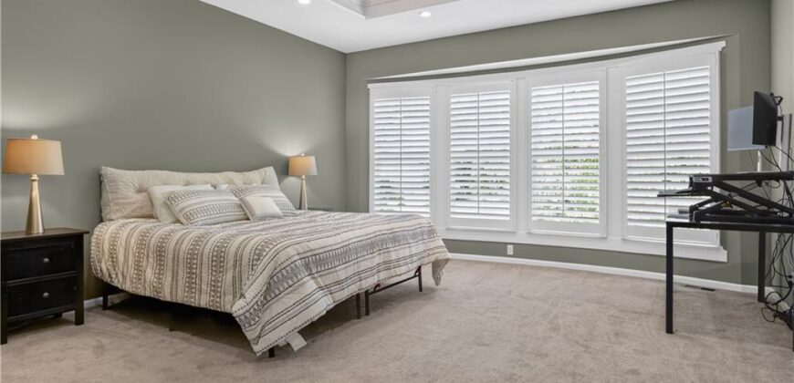 8101 Park View Drive, Parkville, MO 64152