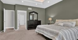 8101 Park View Drive, Parkville, MO 64152