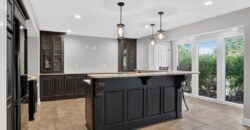 8101 Park View Drive, Parkville, MO 64152