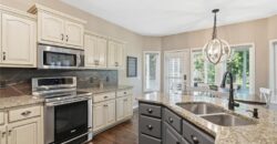 1550 CARRIAGE Circle, Liberty, MO 64068