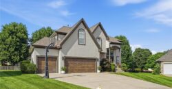 1550 CARRIAGE Circle, Liberty, MO 64068