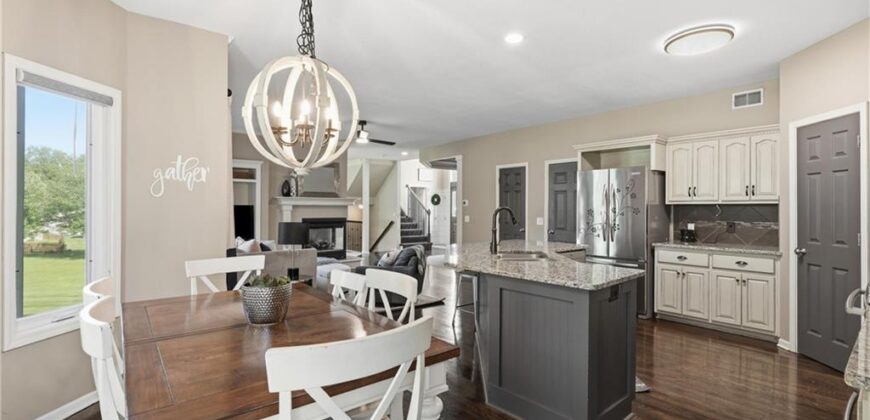 1550 CARRIAGE Circle, Liberty, MO 64068