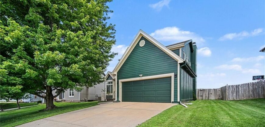 304 Shannon Avenue, Smithville, MO 64089