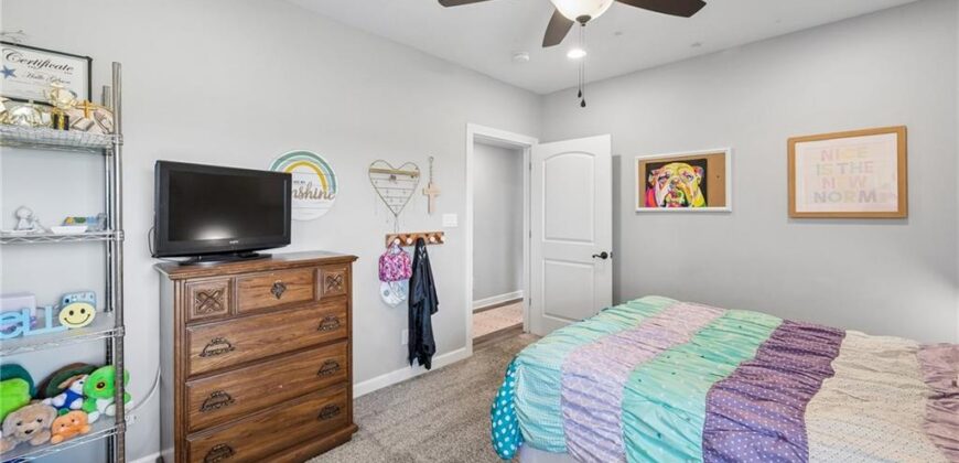 14691 N Lewis Avenue, Liberty, MO 64068