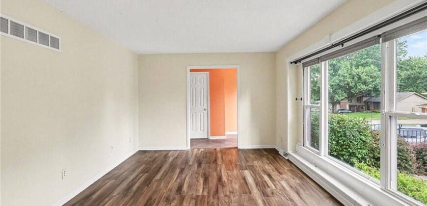 419 Gordon Drive, Liberty, MO 64068