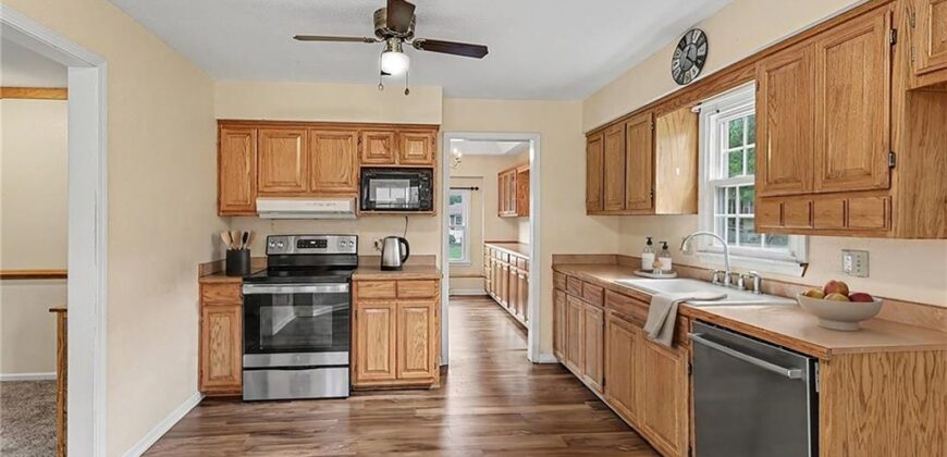 419 Gordon Drive, Liberty, MO 64068