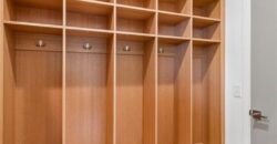 5870 Chateau Court, Parkville, MO 64152
