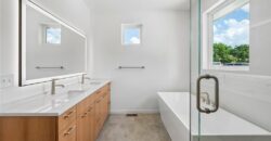 5870 Chateau Court, Parkville, MO 64152