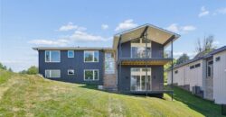 5870 Chateau Court, Parkville, MO 64152