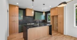 5870 Chateau Court, Parkville, MO 64152