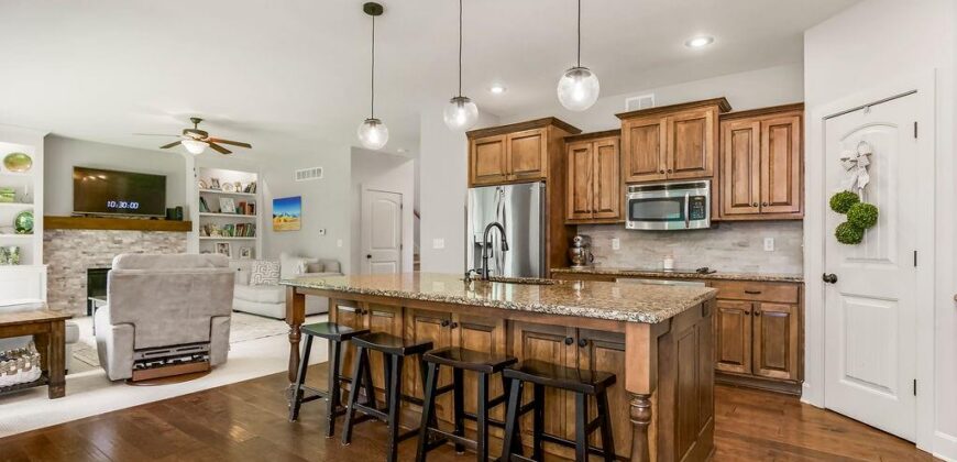 14175 NW 68th Street, Parkville, MO 64152