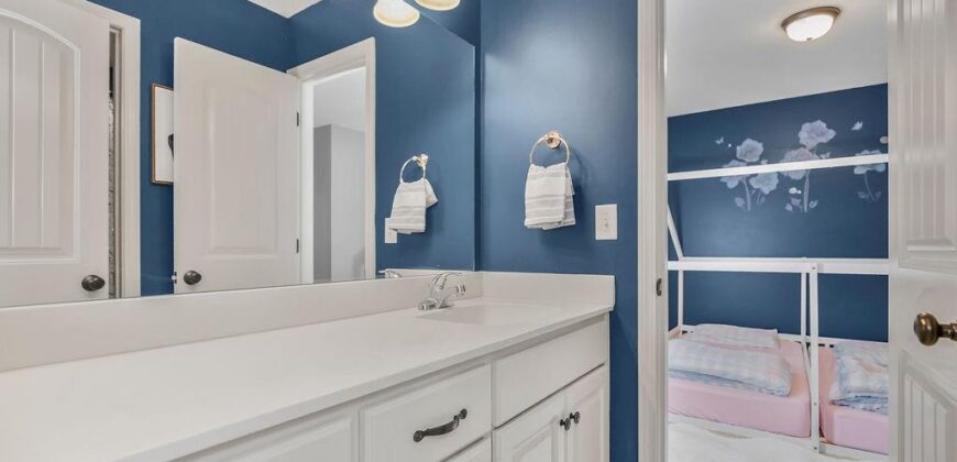 14175 NW 68th Street, Parkville, MO 64152