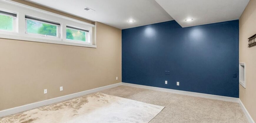 14175 NW 68th Street, Parkville, MO 64152