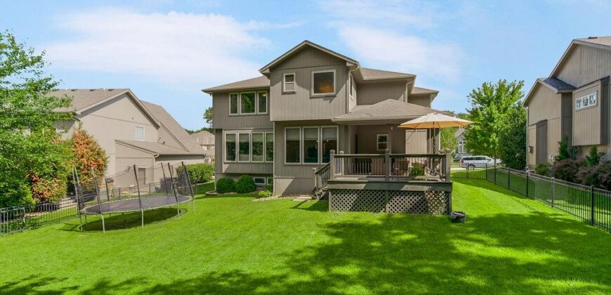 14175 NW 68th Street, Parkville, MO 64152
